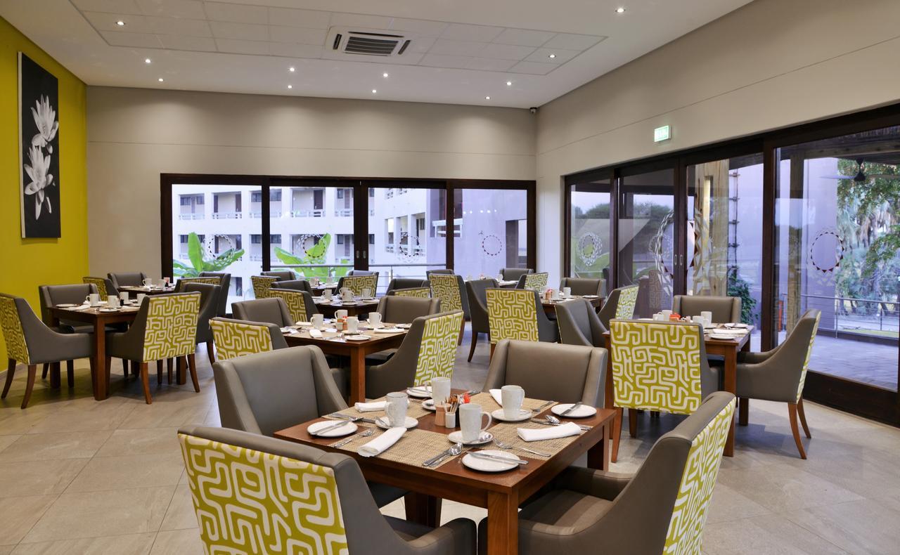 Cresta Maun Hotel Ngoại thất bức ảnh